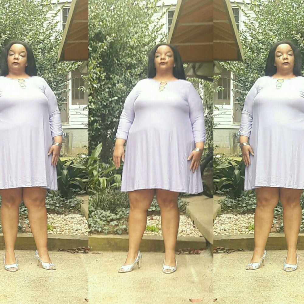 BEAUTIFUL LILAC DRESS - Picture 2 of 2